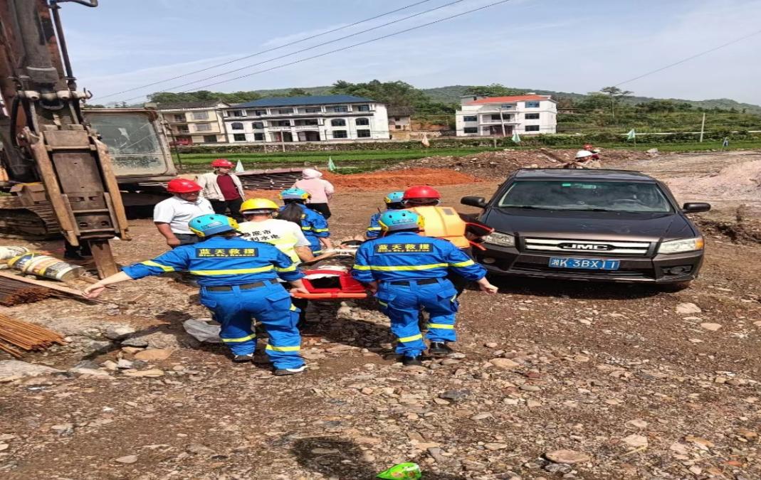 涟源市孙水河治理全过程项目圆满完成防汛抢险应急救援演练